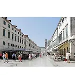 Appartement Pekoc *
