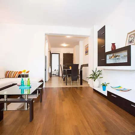 Apartamento Pekoc