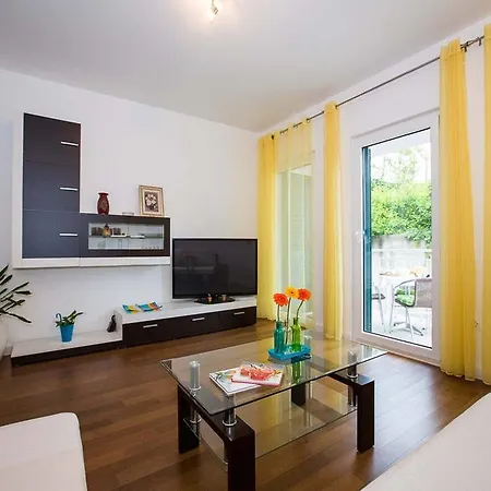 Apartamento Pekoc *